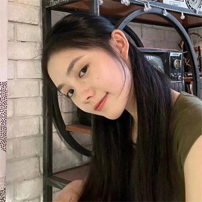 顾盼生香海报